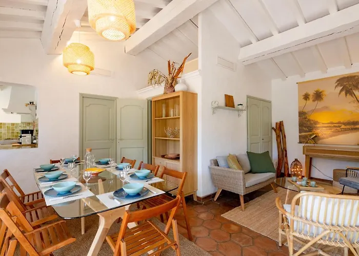 Holiday home Les Agasses By Interhome Sainte-Maxime